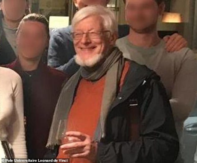 7134368-6471059-Ali_R_claimed_that_Mr_Dowling_who_had_taught_English_and_interna-m-29_1544186805265